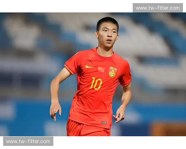 绿茵逐梦，龙腾西亚：伊朗VS中国，不止是足球的较量！